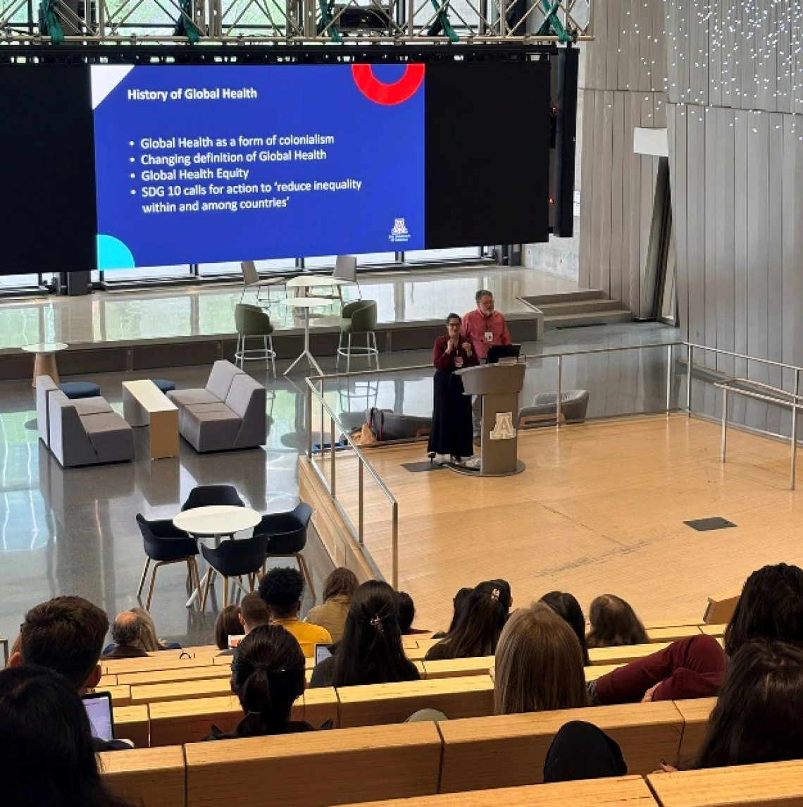 auditorium presentation