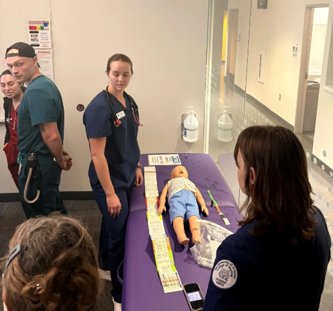 medical students in a simulation lab