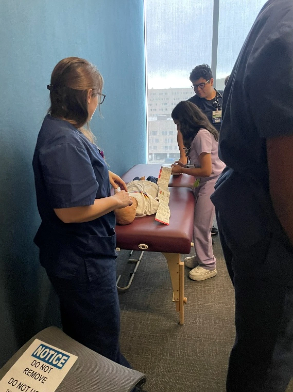 medical students in a simulation lab